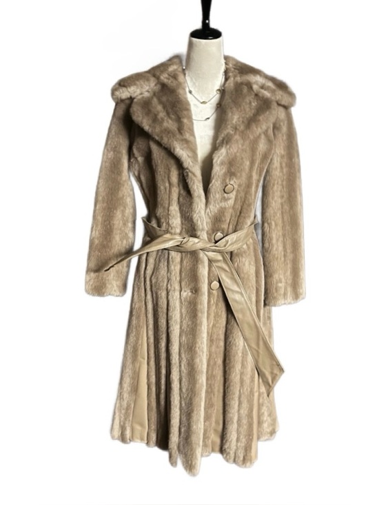 Jet Ski Jackets & Blazers - Jet Set California ~ Women’s Size 12 ~ Vintage (1970’s) ~ Dress Fur Coat ~ New